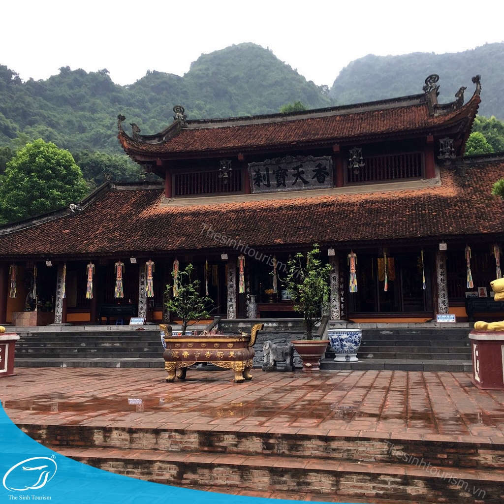 hinh-anh-tour-du-lich-chua-huong-ha-noi-the-sinh-tourism-sinh-cafe-16-20230526