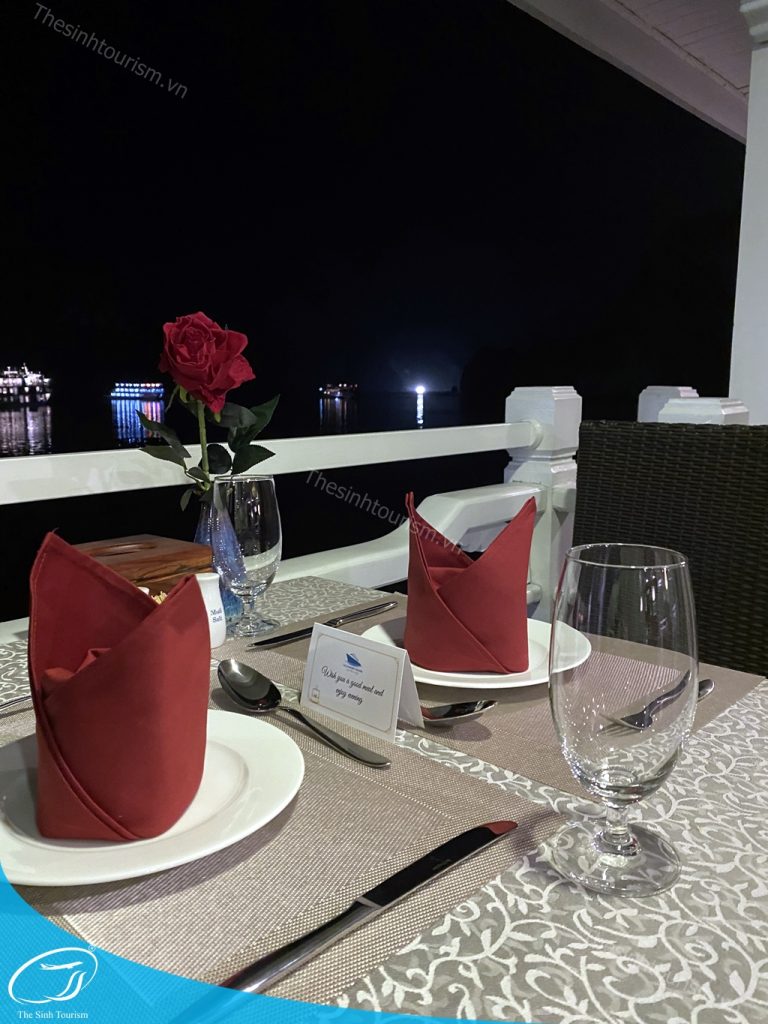 hinh-anh-tour-du-thuyen-ha-long-4-hl-bhaya-crown-the-sinh-tourist-sinh-cafe-017-20230525