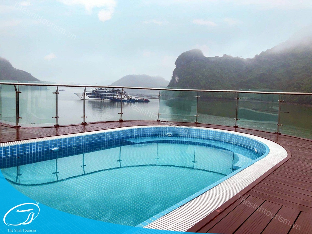 hinh-anh-tour-du-thuyen-ha-long-5-sao-dora-the-sinh-tourism-sinh-cafe-006-20230525