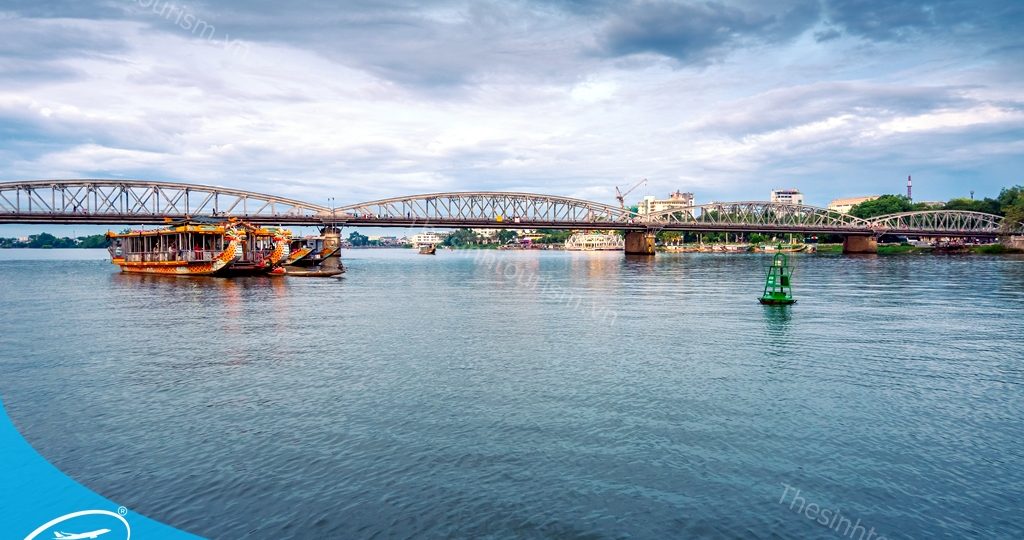 BẢNG GIÁ TOUR ĐÀ NẴNG GIÁ RẺ NHẤT 2025 1 tour du hoi an hue da nang du lich mien trung thesinh sinhcafe 20230519 021