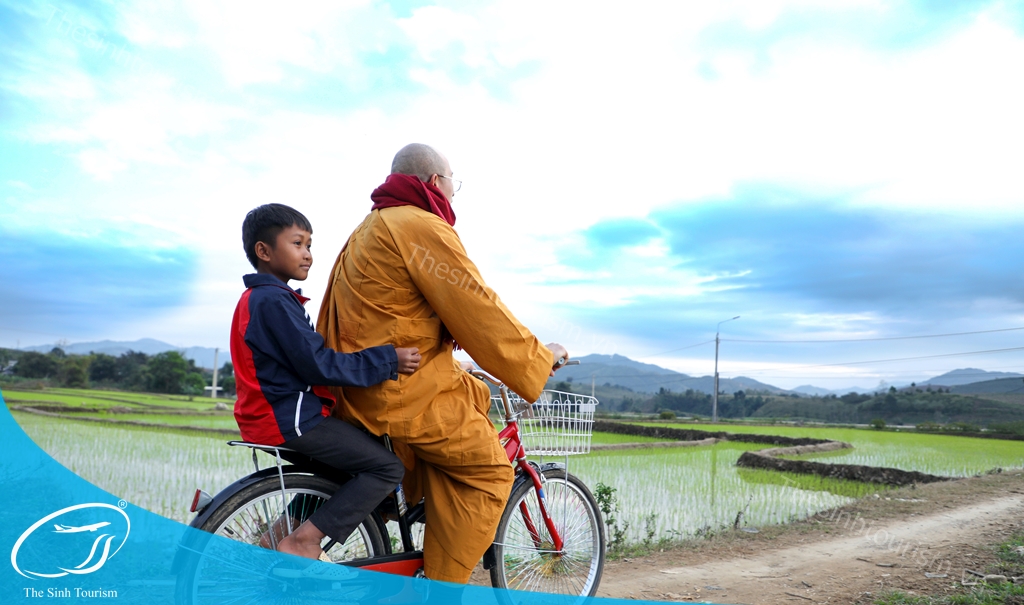 tour-du-quang-ninh-chua-ba-vang-thesinh-sinhcafe-20230519-005