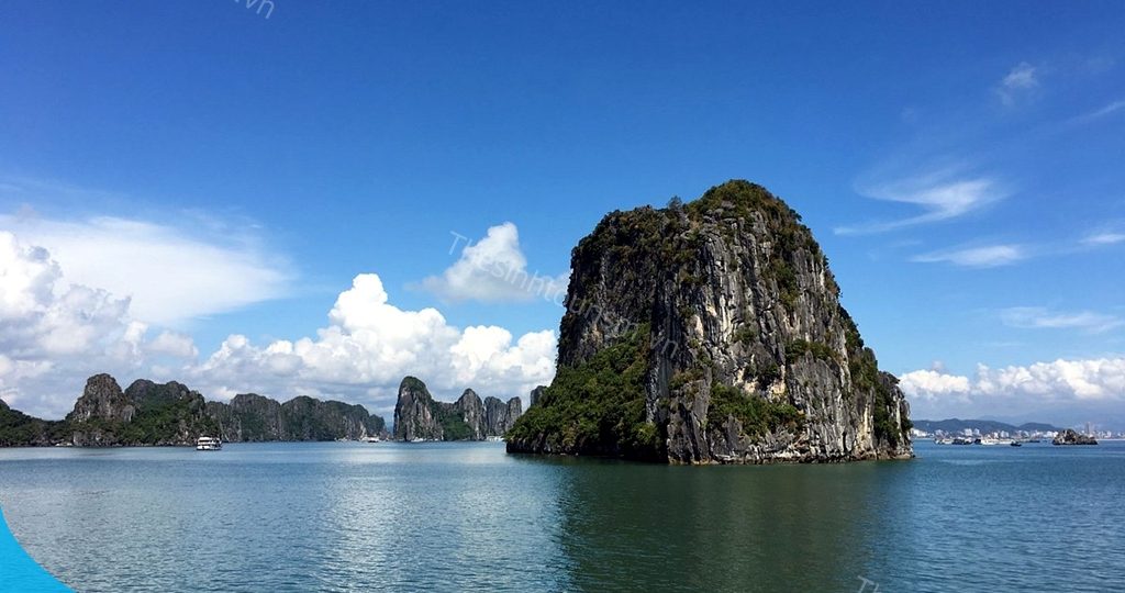 Đi du lịch Hạ Long Sapa nên tham quan những đâu ? 1 Thế Sinh Tourist - Đơn vị tổ chức tour đi du lịch Hạ Long Sapa uy tín