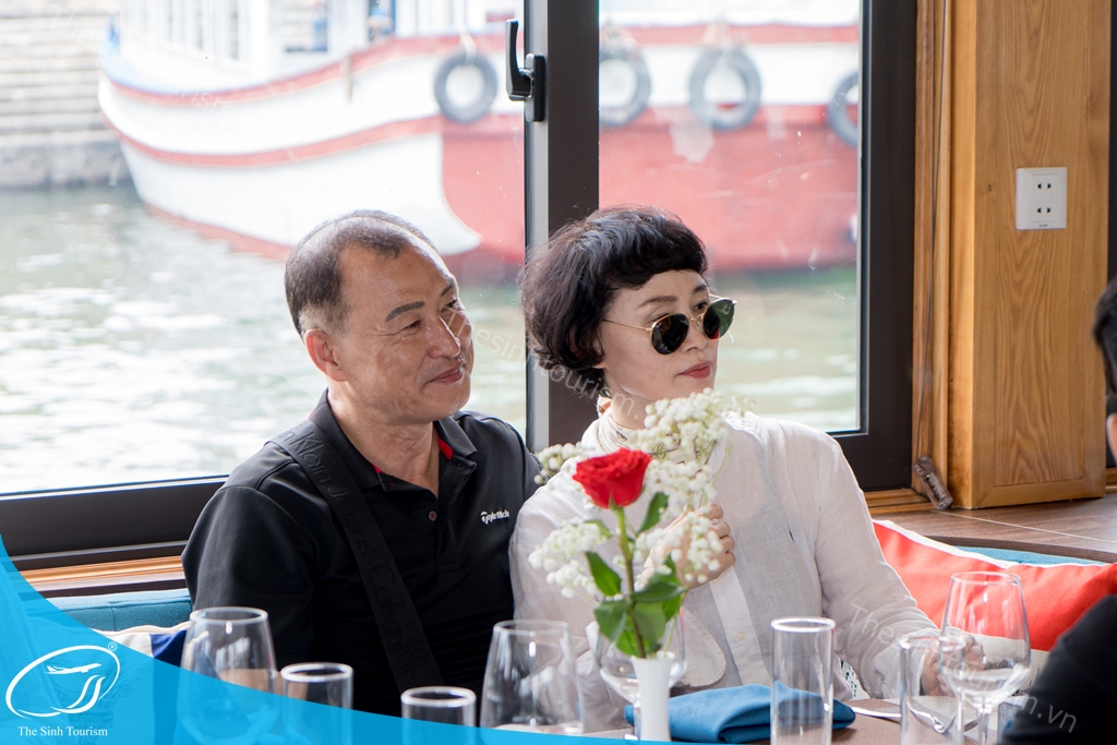 Tàu Otis Cruise Hạ Long - Lựa Chọn Phổ Biến Cho Tour 1 Ngày 8 du thuyen ha long 5 sao otis the sinh tourist the sinh tourism sinh cafe 072 20230821 160318