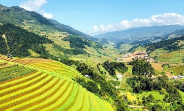 Tour du lịch Mù Cang Chải cùng Thế Sinh Tourist - Đi Mù Cang Chải tháng mấy đẹp ?