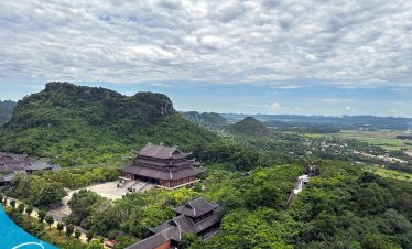 Tham quan Ninh Bình - Tham quan chùa Bái Đính - Du lịch tâm linh Bái Đính Tràng An