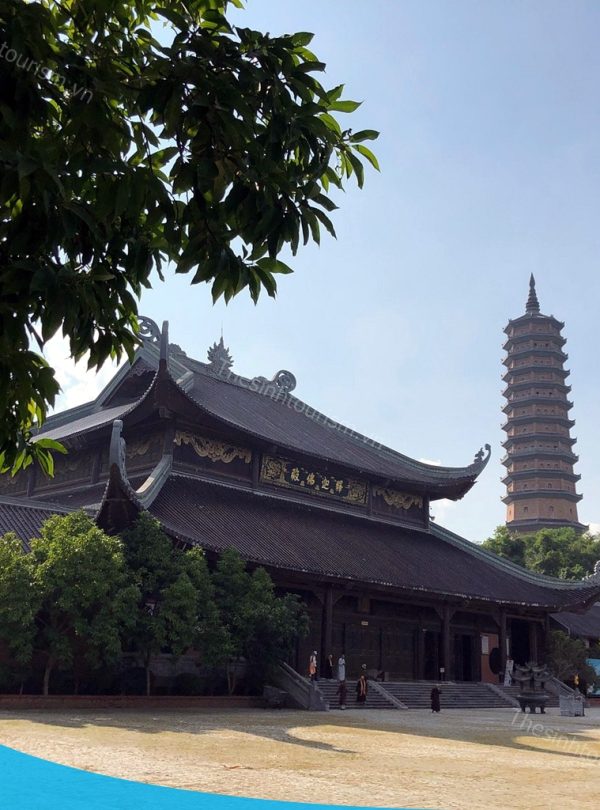 Đi du lịch Ninh Bình - Thế Sinh Tourist - Tham quan Chùa Bái Đính
