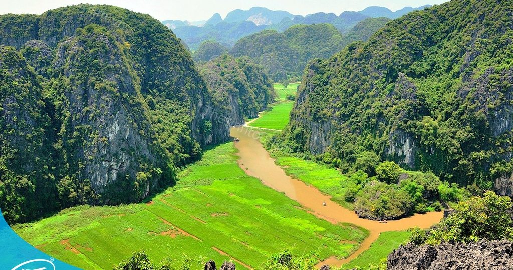 Đi du lịch Hang Múa - Hành trình đầy trải nghiệm về văn hóa và thiên nhiên 1 Hành trình du lịch Ninh Bình - Thế Sinh Tourism - Đi Hang Múa Tràng An