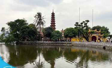 Tour du lịch Hà Nội - Sinh Cafe Travel - Chùa Trấn Quốc - Kinh nghiệm du lịch Hà Nội - Khám phá du lịch Hà Nội