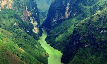 Đèo Mã Pí Lèng - Du lịch cùng Thế Sinh