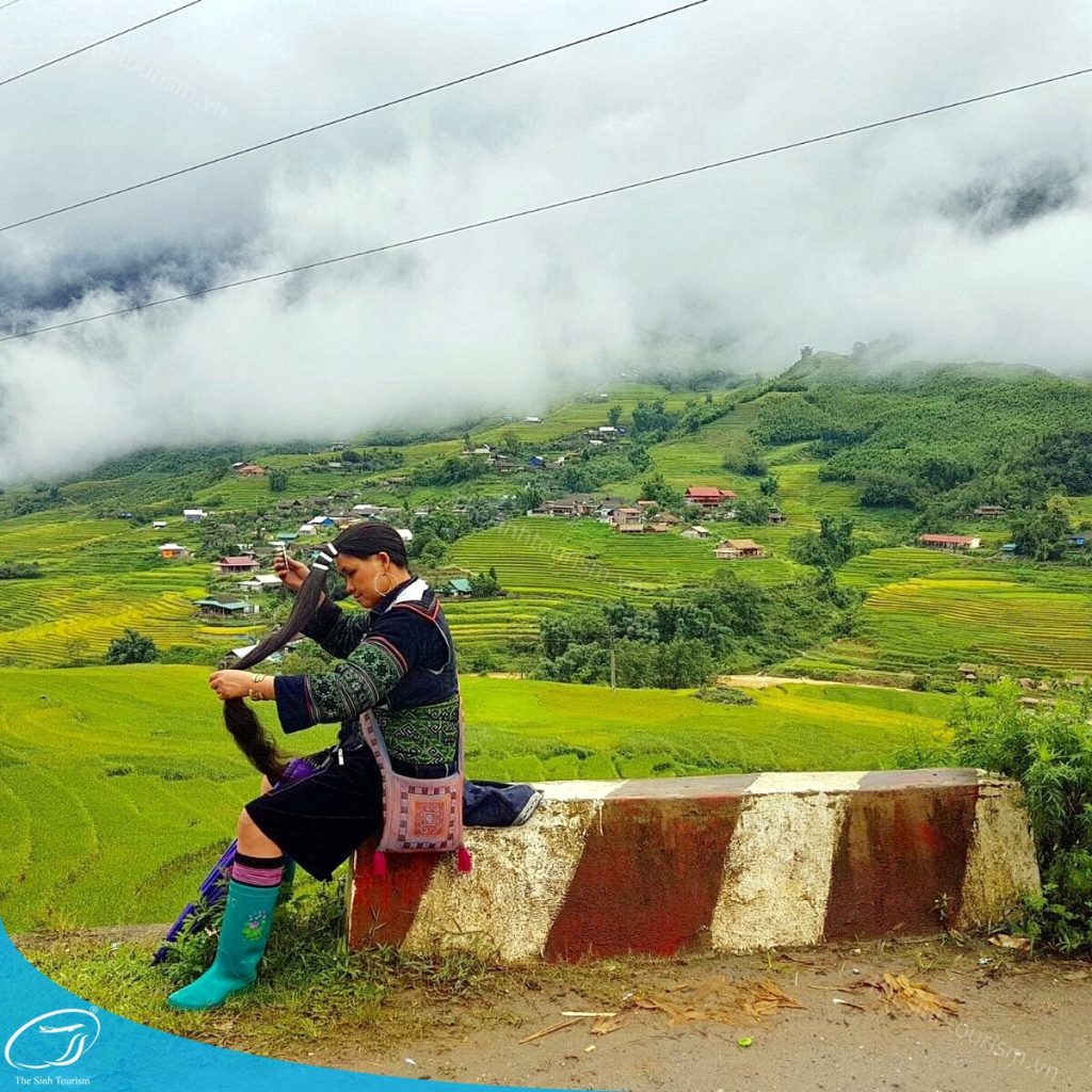 Tham quan làng bản tại Sapa