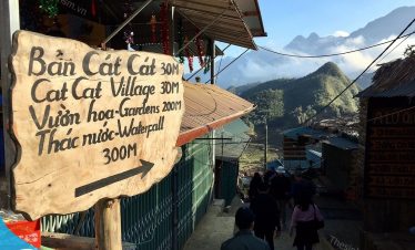 Du lịch Bản Cát Cát cùng Thế Sinh Tourism