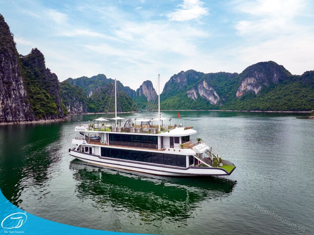 Bảng giá tour du thuyền Hạ Long mới nhất tại Thế Sinh Tourist