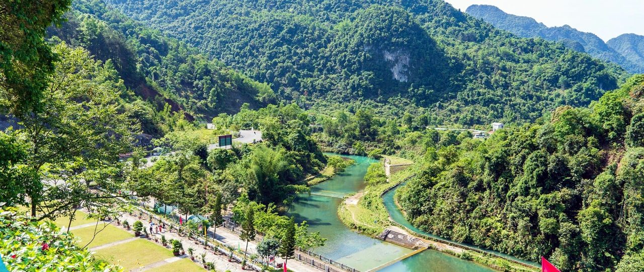 Tất Tần Tật Về Du Lịch Suối Lê Nin - Hang Pác Bó Tại Cao Bằng 1 Du lịch suối Lê Nin - Hang Pác Bó - du lịch Cao Bằng cùng Thế Sinh Tourist