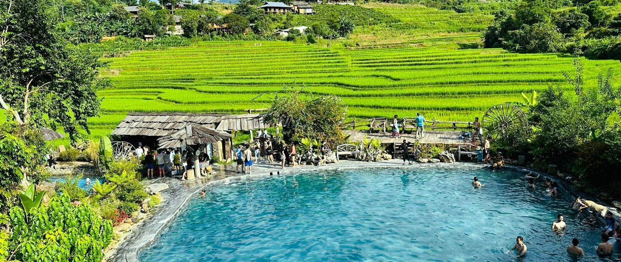 Đặt Tour Đông Tây Bắc - Hành Trình Khám Phá Vẻ Đẹp Vùng Cao 1 Đi tour Tây Bắc Mù Cang Chải cùng Sinh Cafe Travel