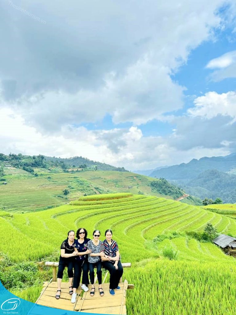 du lich the sinh the sinh tourist du lich mu cang chai tour mu cang chai 010 20241022