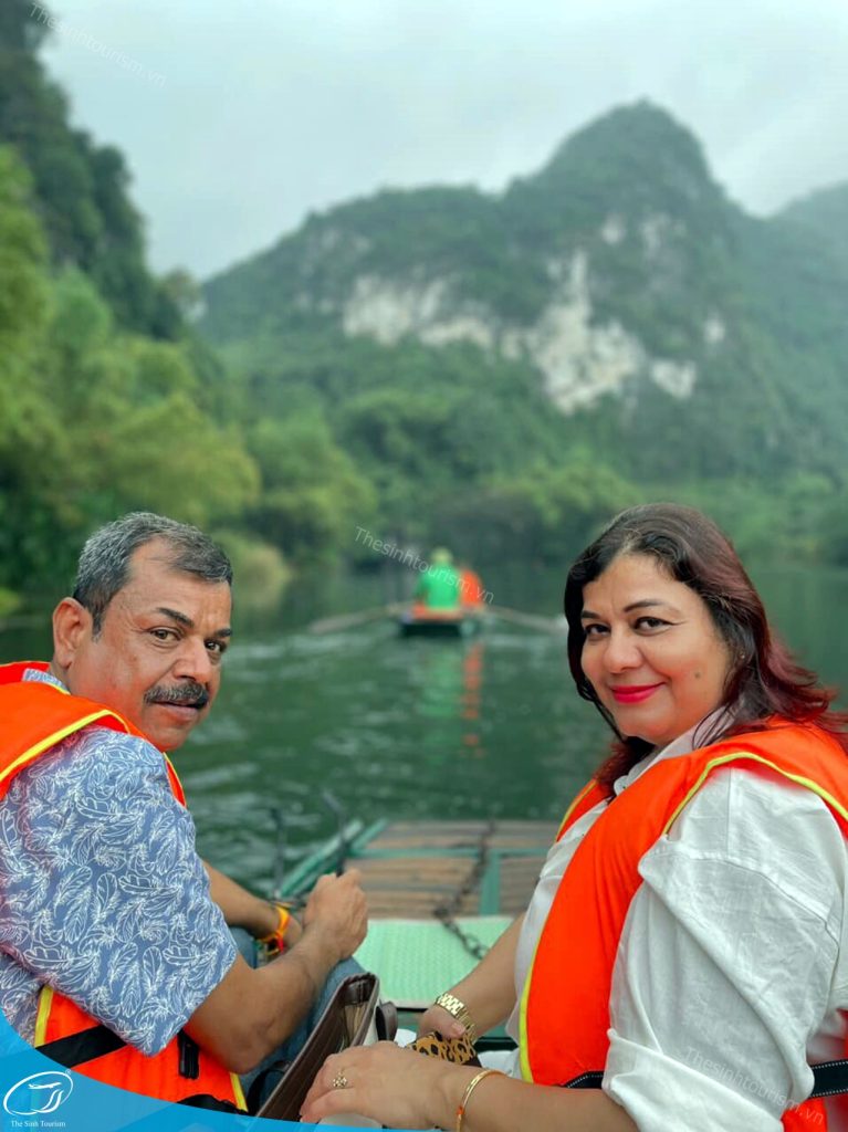 du lich the sinh the sinh tourist du lich ninh binh bai dinh trang an tour ninh binh bai dinh trang an 010 20241022