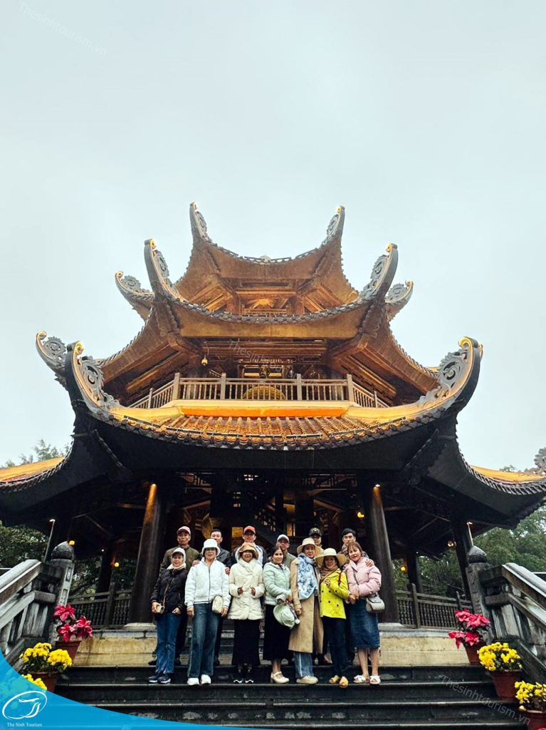 du lich the sinh the sinh tourist du lich ninh binh bai dinh trang an tour ninh binh bai dinh trang an 012 20241022