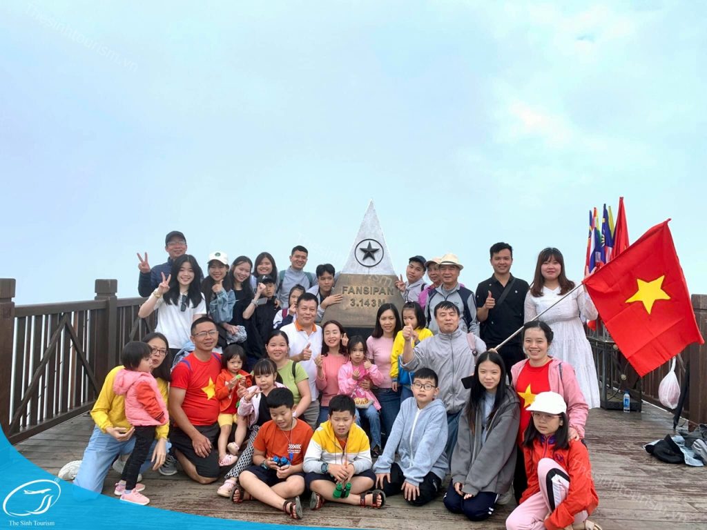 Du lịch Tây Bắc - Chạm vào vẻ đẹp nguyên sơ giữa đại ngàn 14 Đi du lịch Sapa