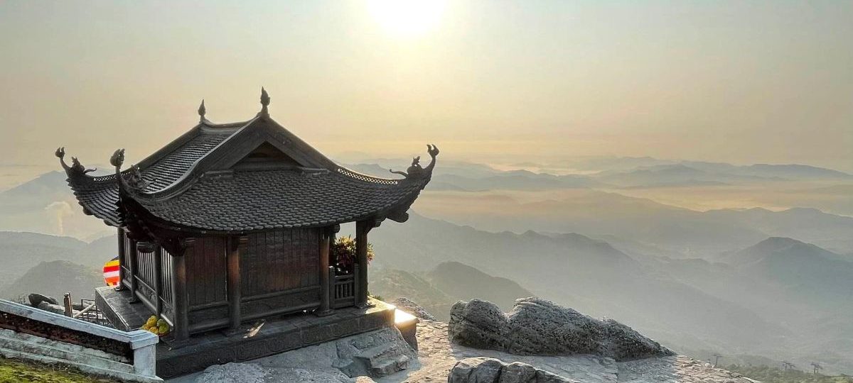 Hành Trình Du Xuân Ý Nghĩa Với Tour Yên Tử Linh Thiêng 1 Ảnh sưu tầm - Chùa Đồng Yên Tử - Du lịch Yên Tử 1 ngày