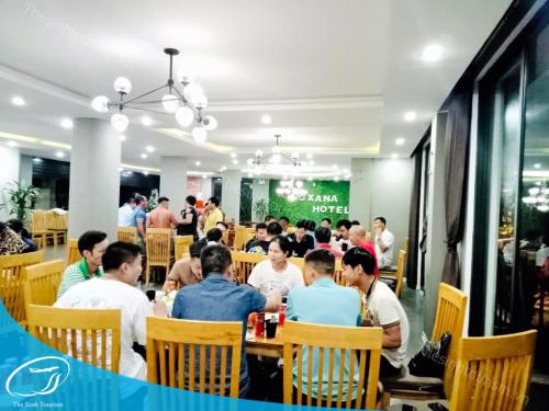 hinh-anh-khach-du-lich-di-tour-the-sinh-tourism-50-duong-thanh-sinh-cafe118-20230526
