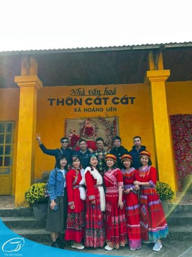 hinh-anh-khach-du-lich-di-tour-the-sinh-tourism-50-duong-thanh-sinh-cafe126-20230526